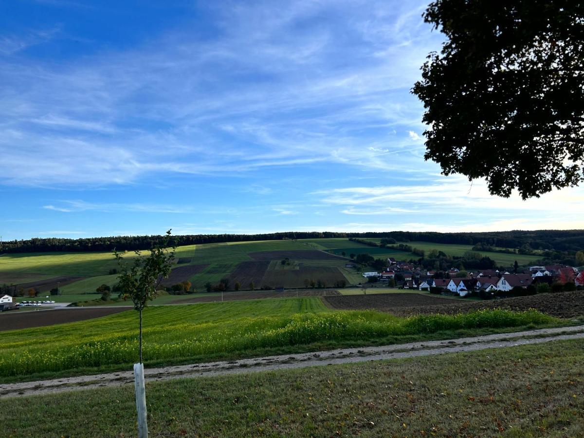 Ferienwohnung Im Usseltal - Zirben Spa - Monheimer Alb - Altmuehltal - Familie Geyer Daiting Monheim  Luaran gambar