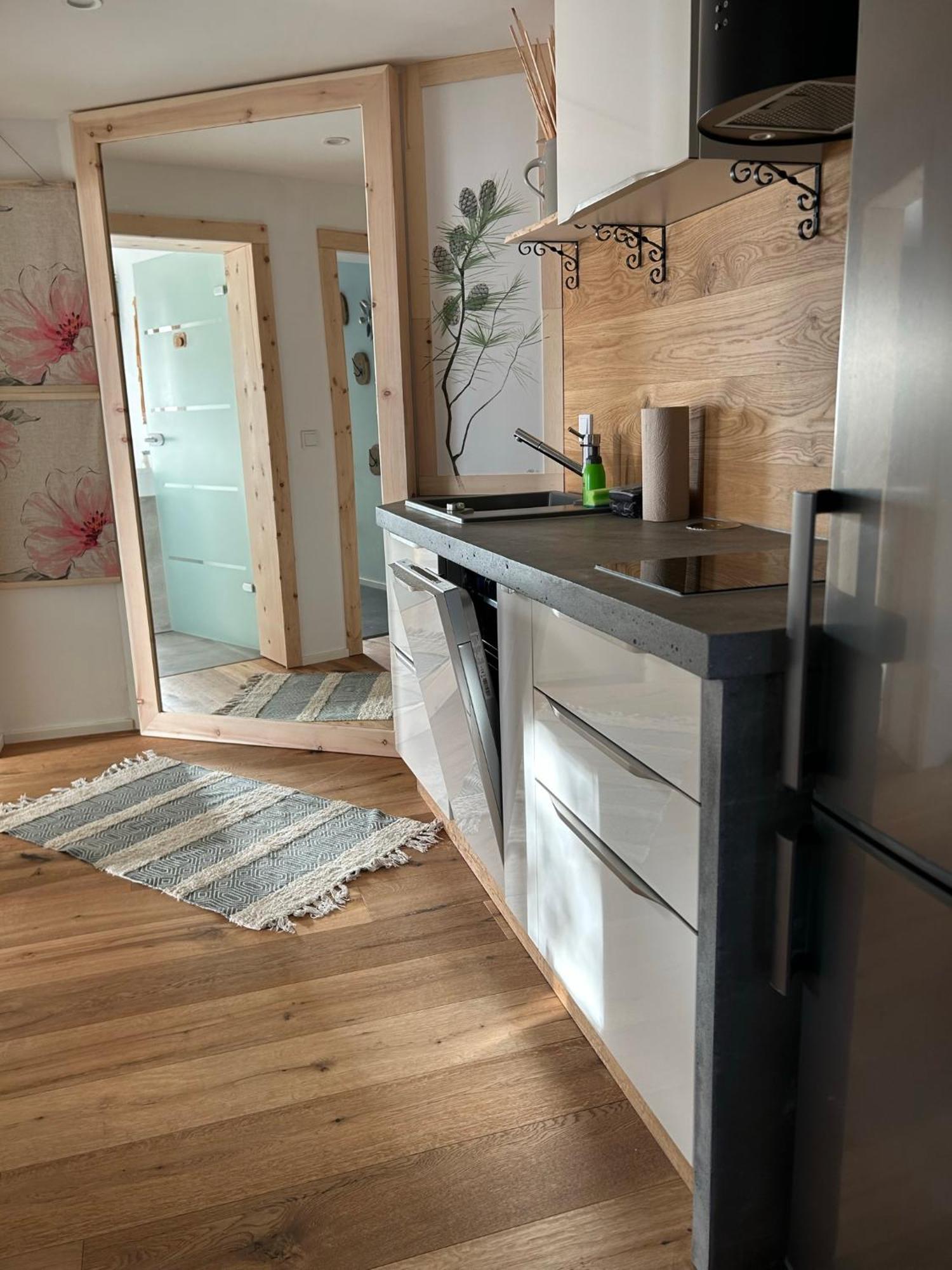 Ferienwohnung Im Usseltal - Zirben Spa - Monheimer Alb - Altmuehltal - Familie Geyer Daiting Monheim  Luaran gambar