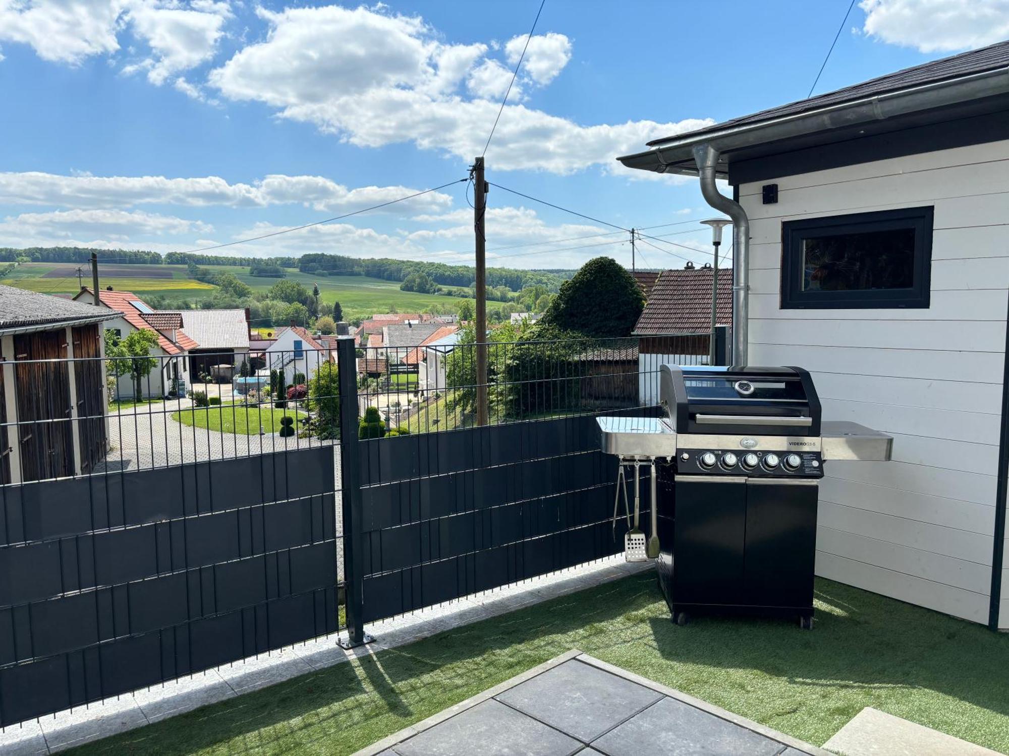 Ferienwohnung Im Usseltal - Zirben Spa - Monheimer Alb - Altmuehltal - Familie Geyer Daiting Monheim  Luaran gambar